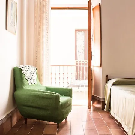 公寓 Casa Chessa Vardeu_appartamento In Centro Storico *
